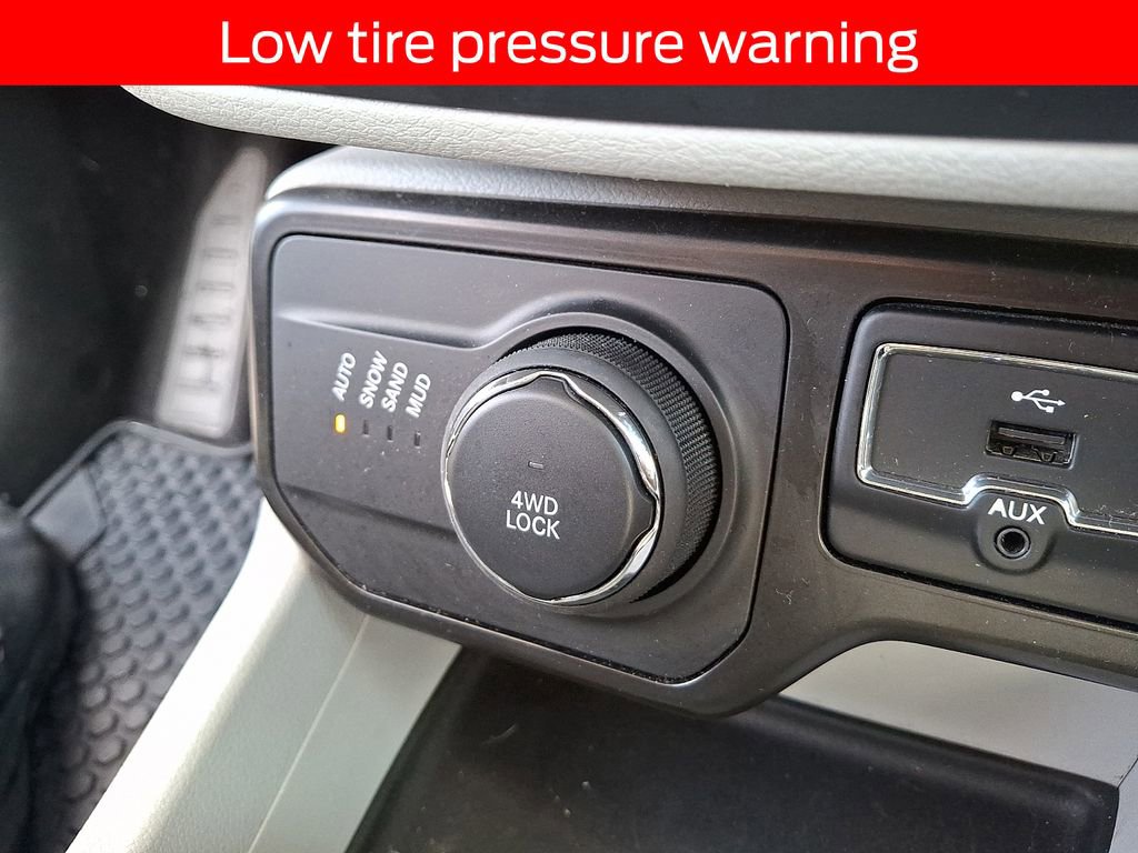 Used 2020 Jeep Renegade Latitude w/ Cold Weather Group image 24