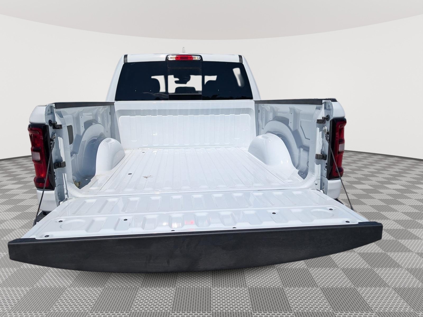 New 2026 RAM 1500 Express AWD/4WD image 8