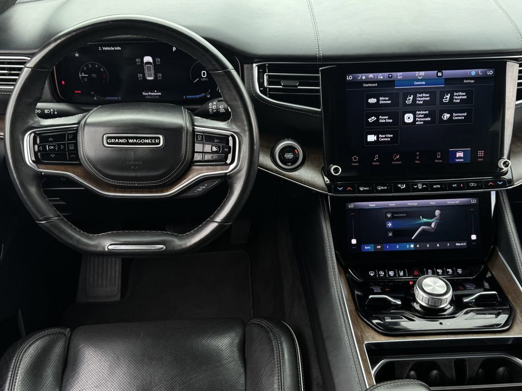 Used 2023 Jeep Grand Wagoneer Series II AWD/4WD image 13