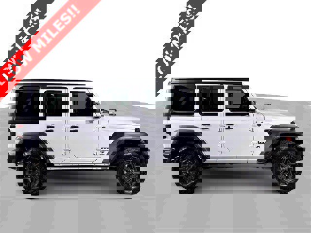 Used 2024 Jeep Wrangler Sport S image 9