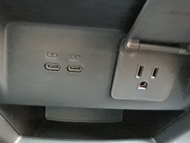 New 2026 Chevrolet Traverse Z71 w/ Driver Confidence Package image 20