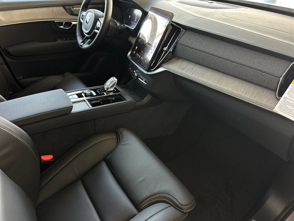 New 2026 Volvo XC90 B6 Ultra image 16