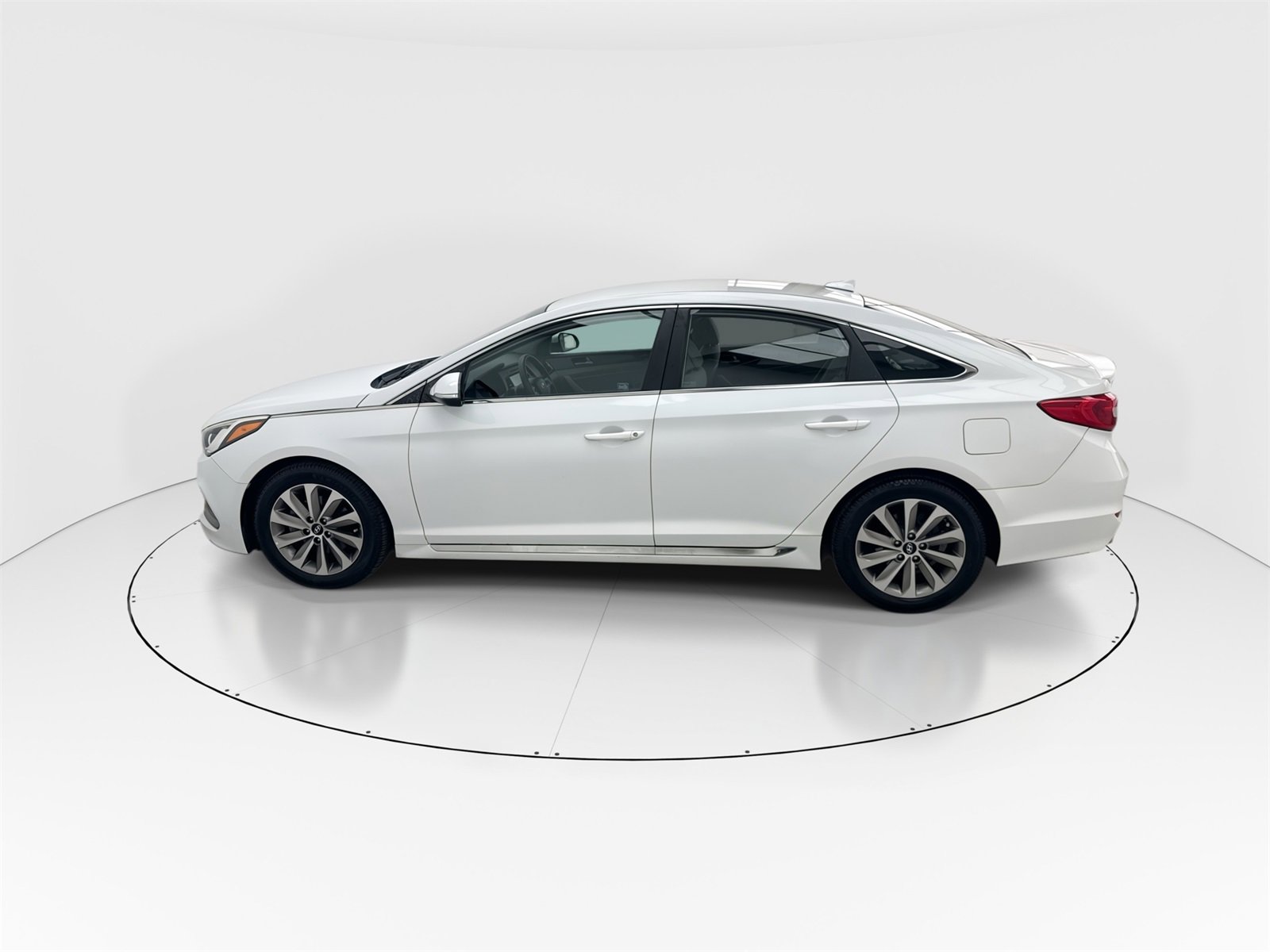 Used 2017 Hyundai Sonata Sport image 5