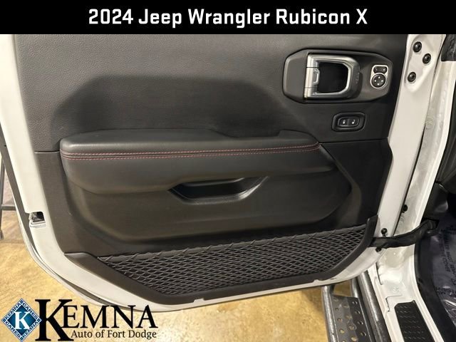 Used 2024 Jeep Wrangler Unlimited Rubicon image 12