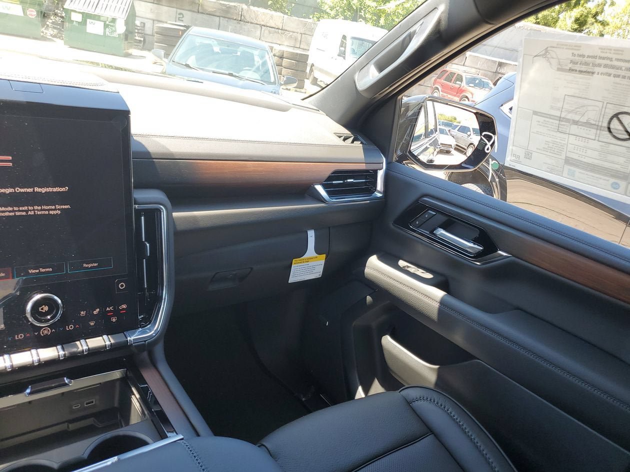 New 2026 GMC Yukon Denali RWD image 15
