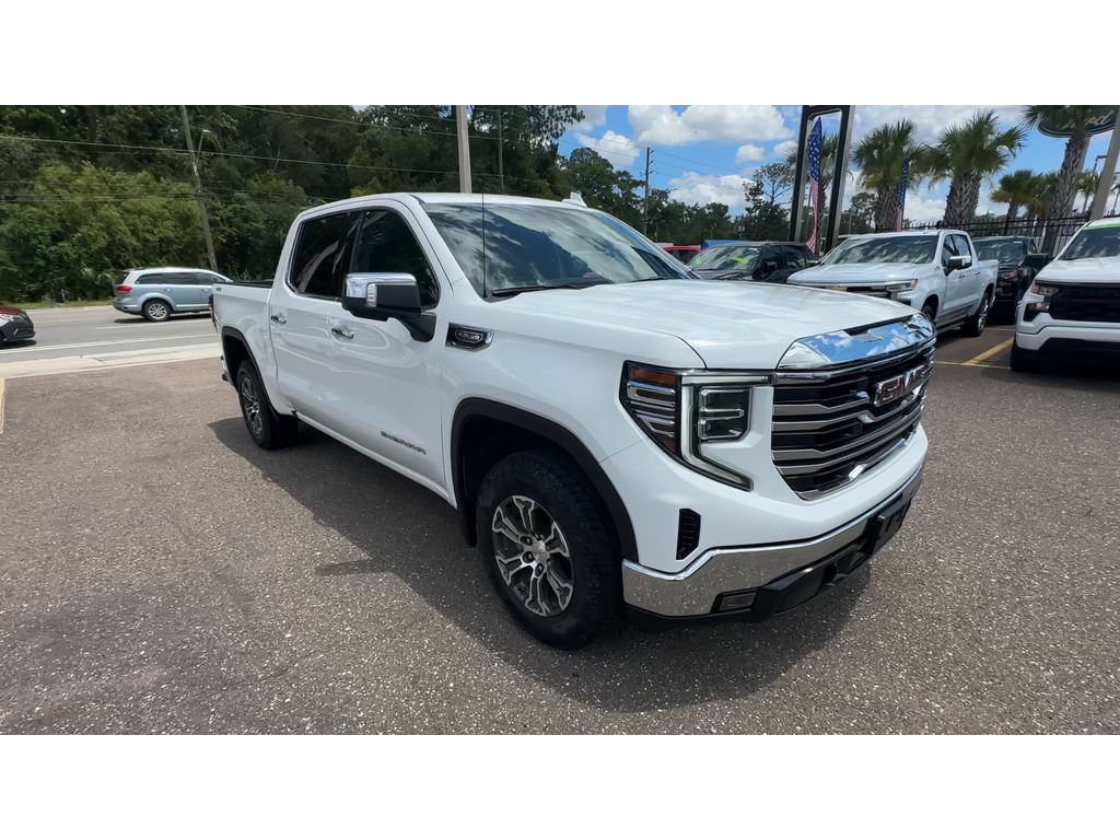 Used 2024 GMC Sierra 1500 SLT AWD/4WD image 8