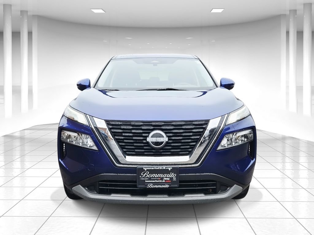 Used 2023 Nissan Rogue SV image 8
