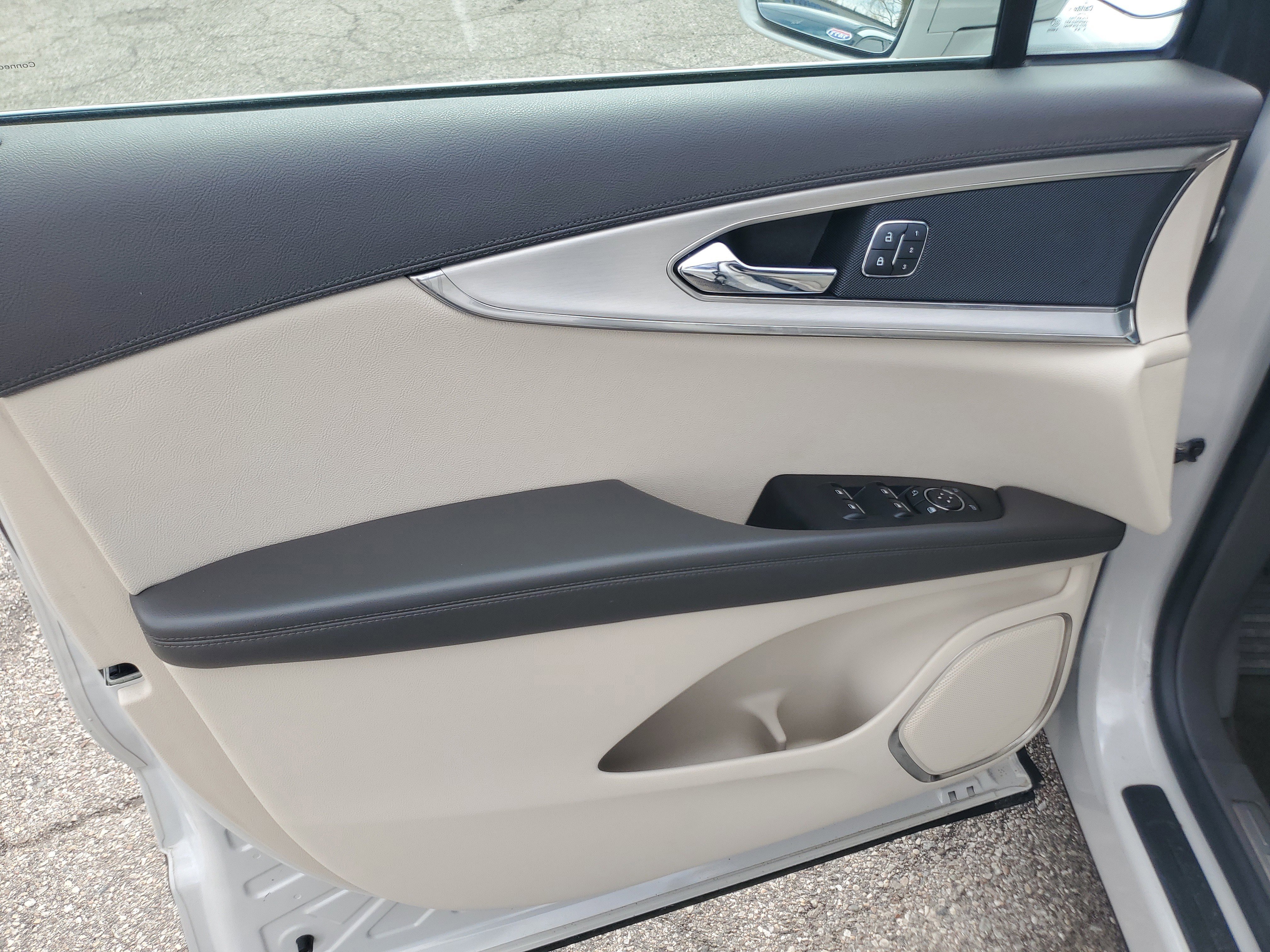 Certified 2020 Lincoln Nautilus Premier w/ Equipment Group 101A AWD/4WD image 10