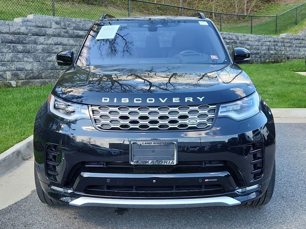 Used 2023 Land Rover Discovery Metropolitan Edition AWD/4WD image 8