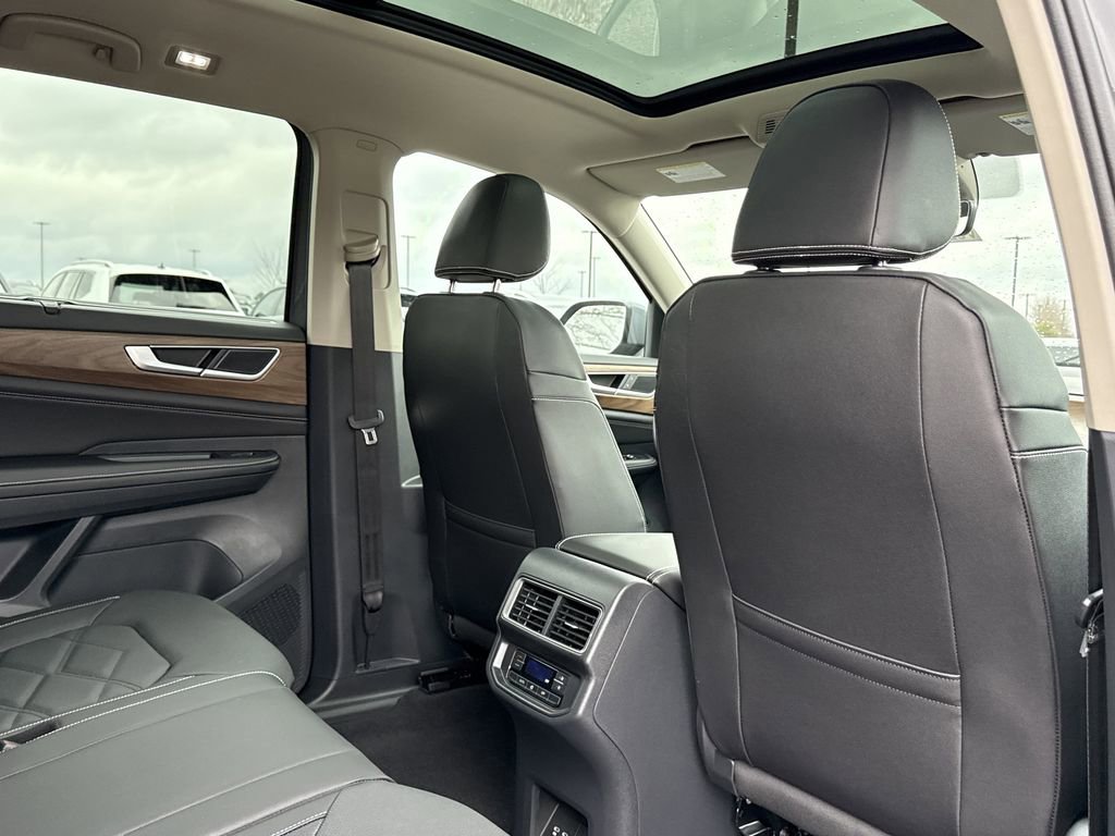 New 2026 Volkswagen Atlas SE image 20