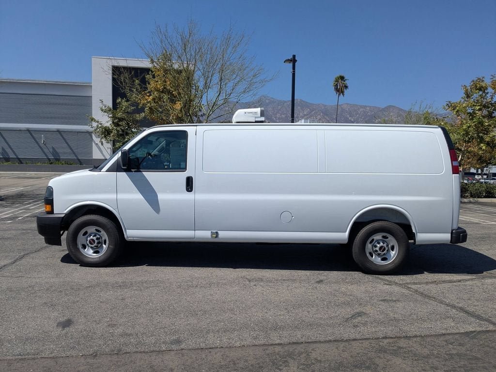 New 2026 GMC Savana 3500 Extended w/ Driver Convenience Package RWD image 9
