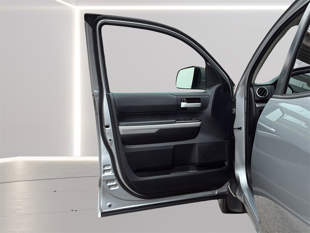 Used 2018 Toyota Tundra SR5 image 10