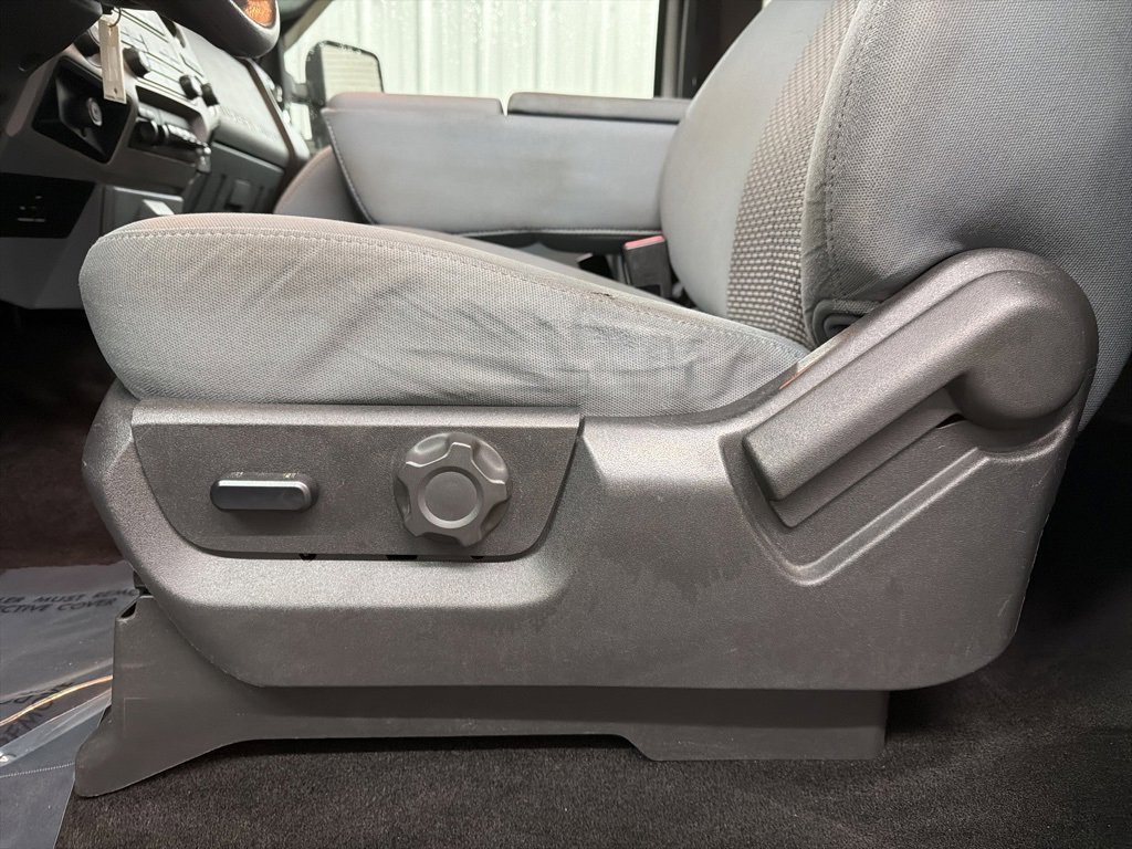 Used 2014 Ford F250 XLT w/ XLT Interior Package image 12