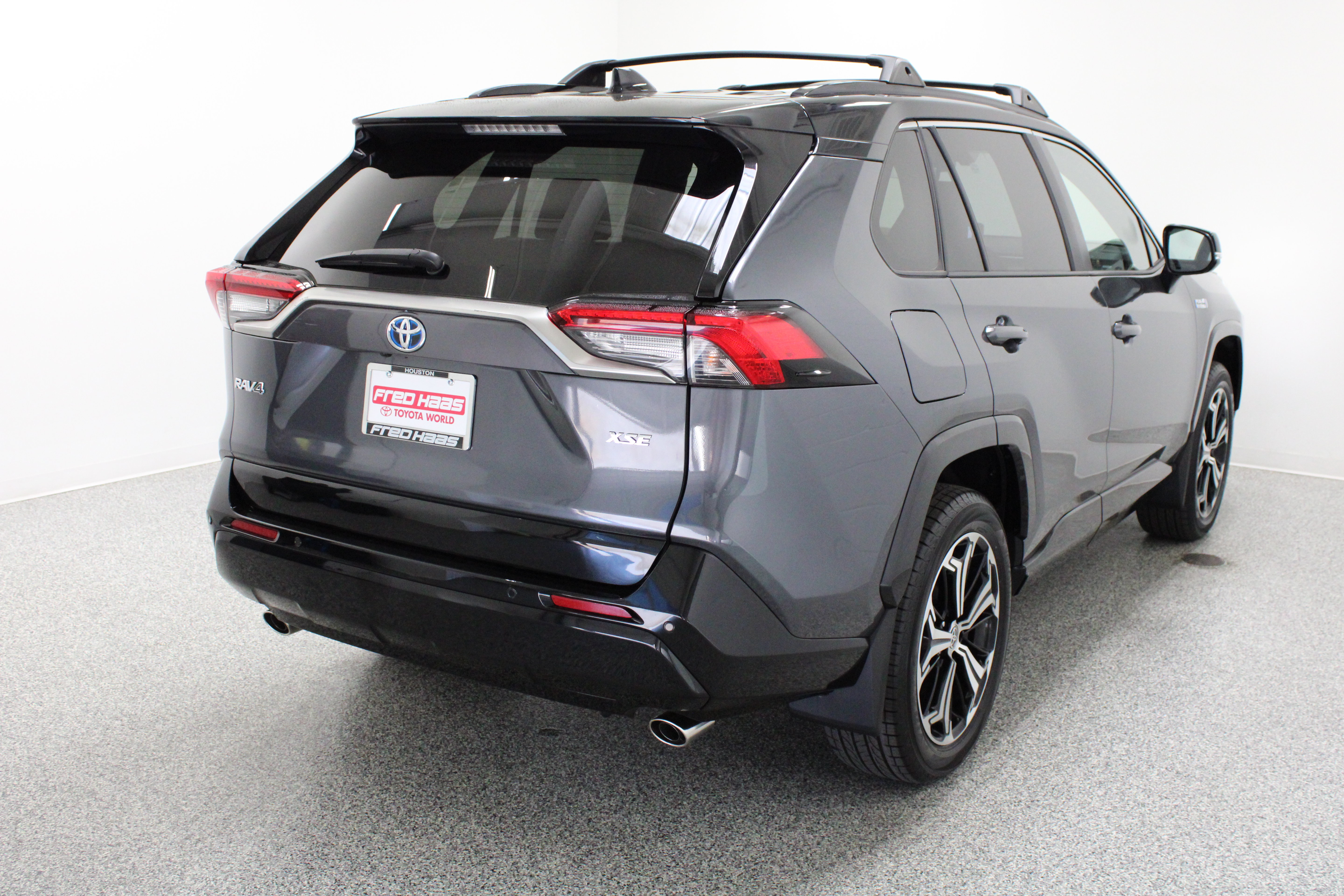 Used 2024 Toyota RAV4 XSE w/ Premium Package AWD/4WD image 7
