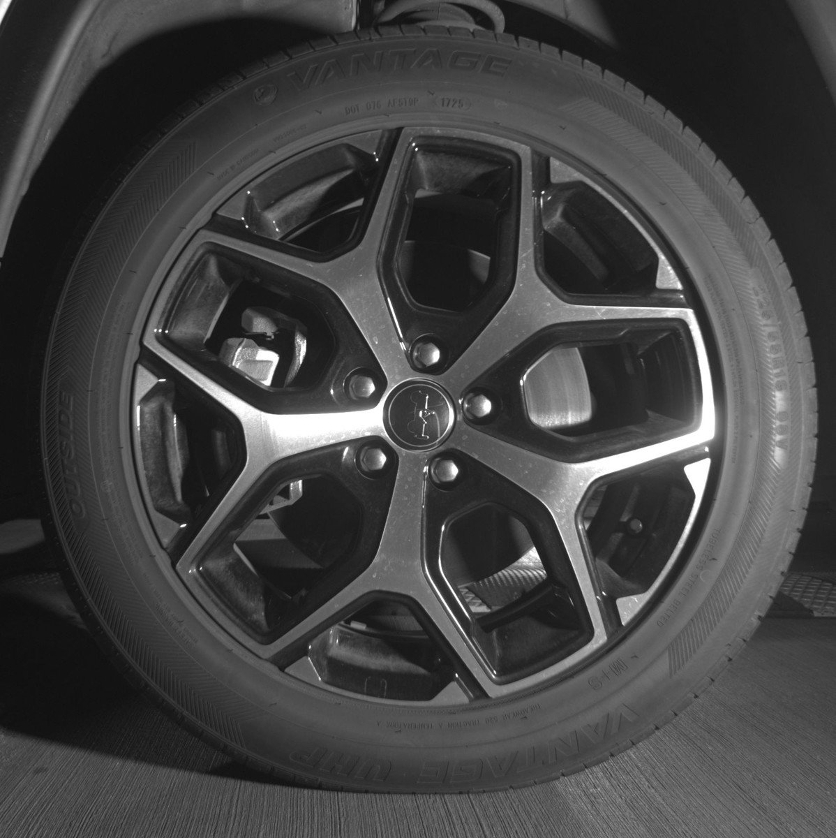 Used 2025 Jeep Compass Limited image 12