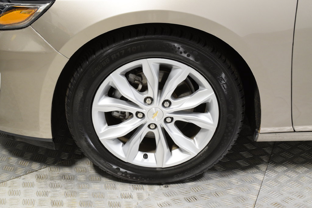 Used 2024 Chevrolet Malibu LT FWD image 36