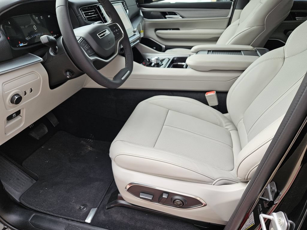 New 2026 Jeep Grand Wagoneer 2WD w/ Premium Group I image 14