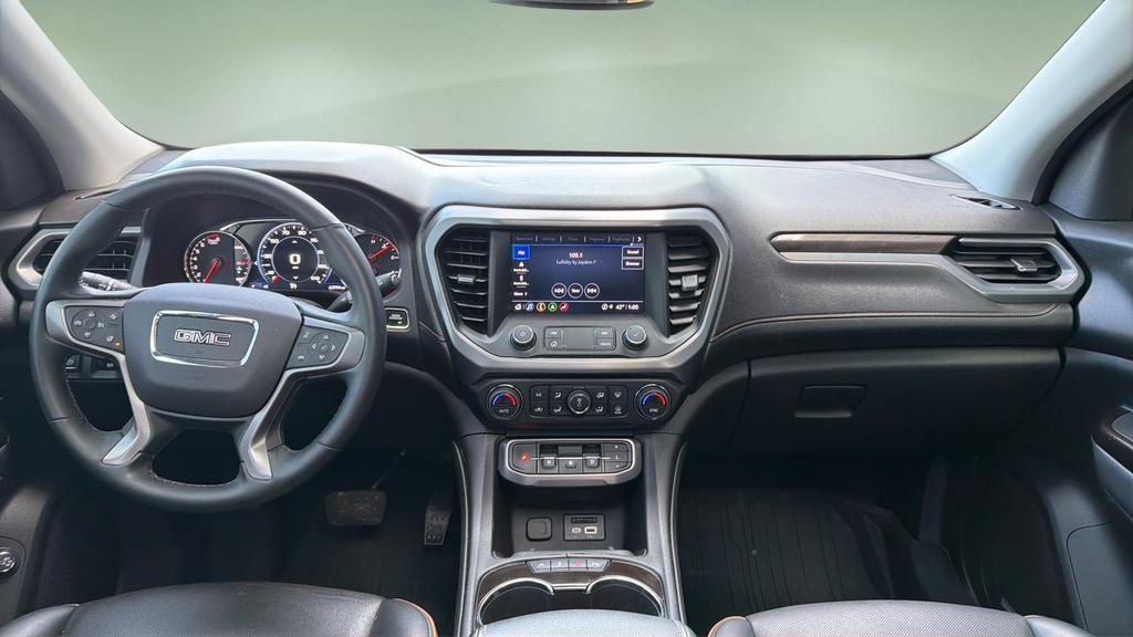 Used 2023 GMC Acadia AT4 w/ Technology Package image 7