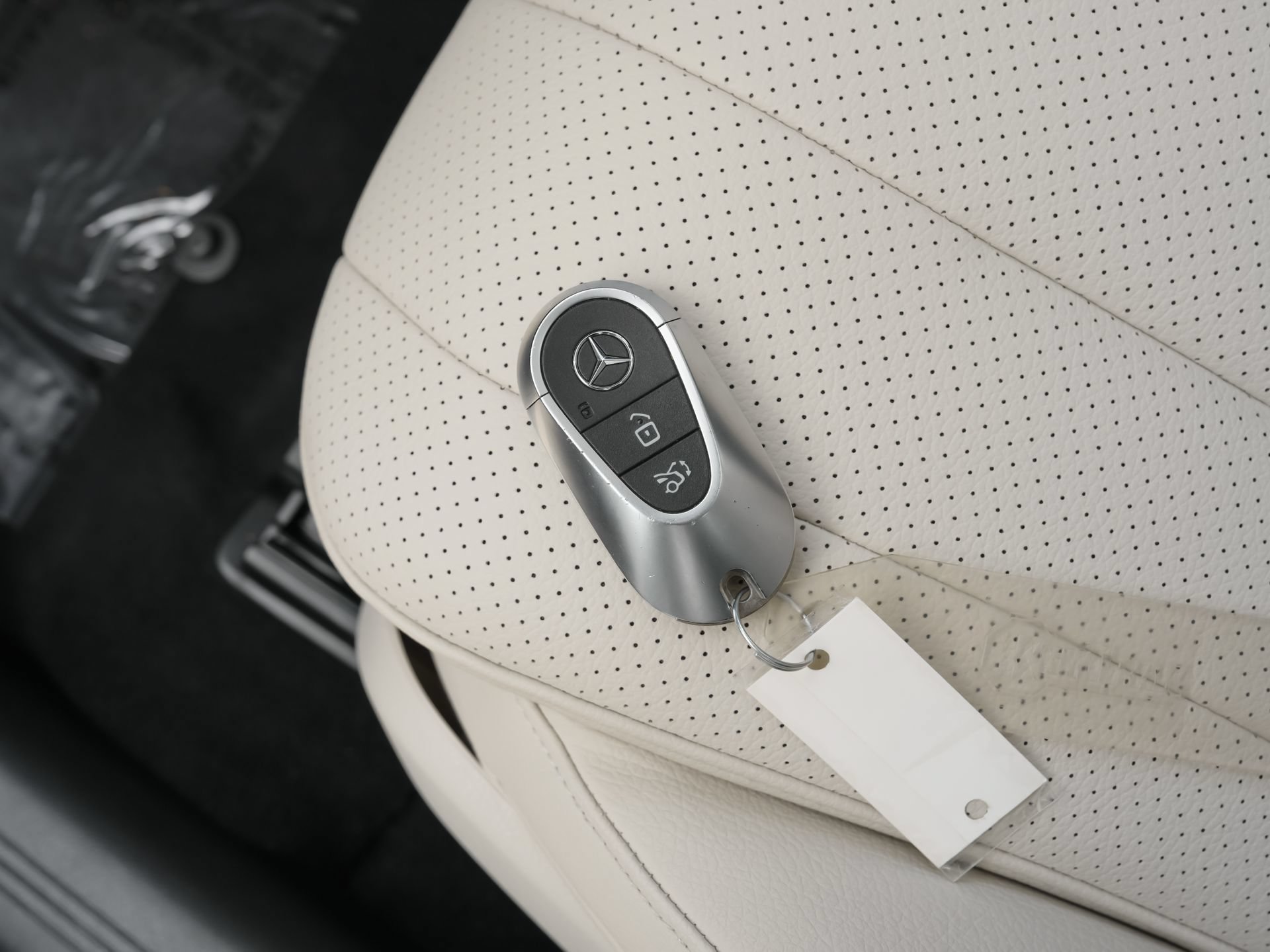 Used 2024 Mercedes-Benz E 350 4MATIC Sedan image 46