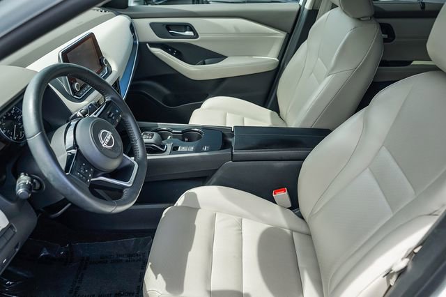 Used 2022 Nissan Rogue SV w/ SV Premium Package image 19