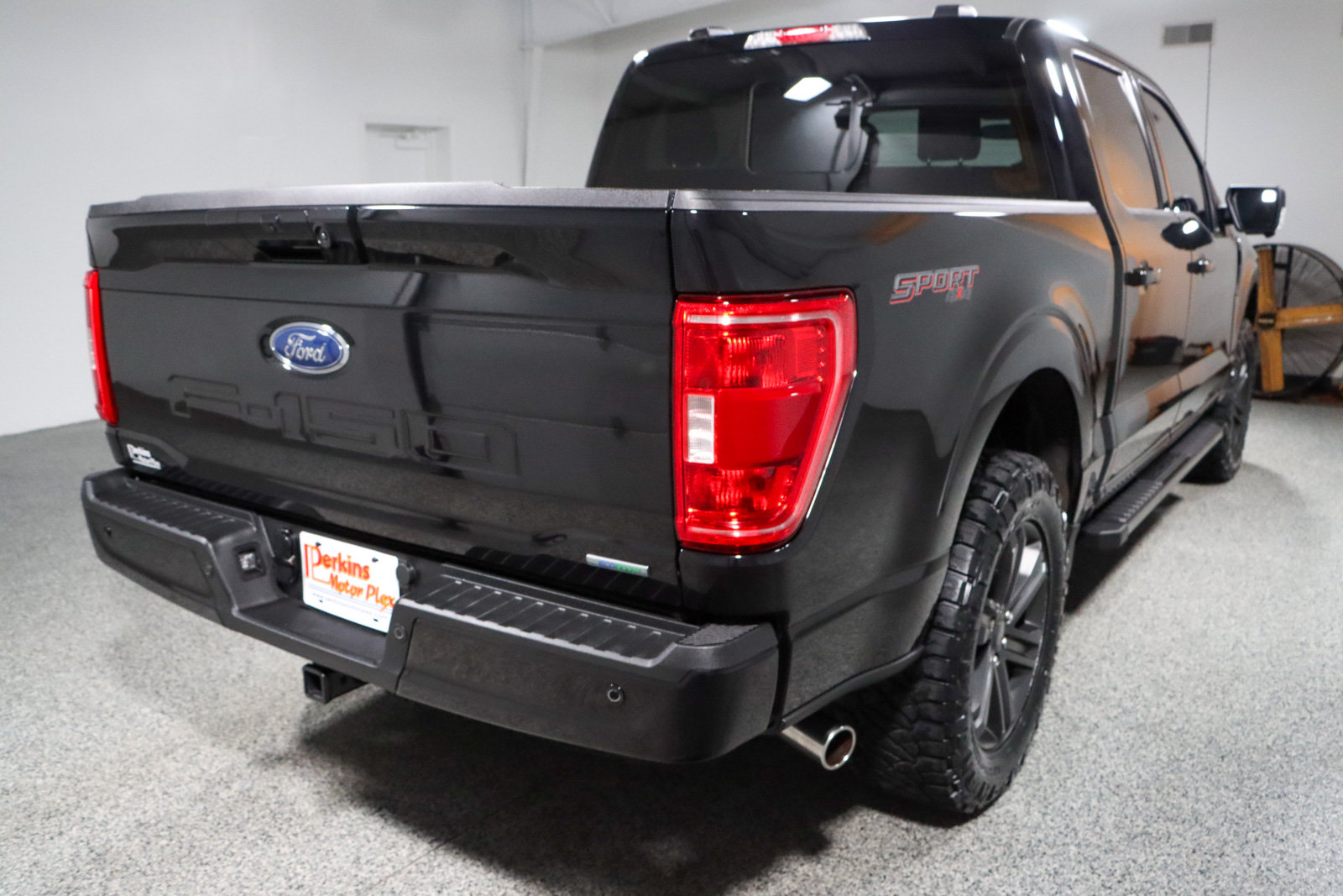 Used 2023 Ford F150 XLT w/ Equipment Group 302A High AWD/4WD image 8
