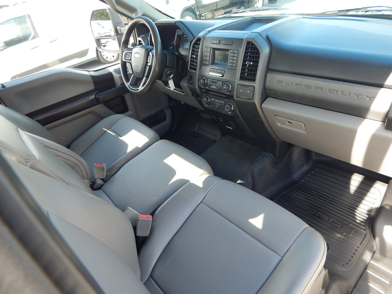 Used 2018 Ford F250 XL w/ Power Equipment Group RWD image 15