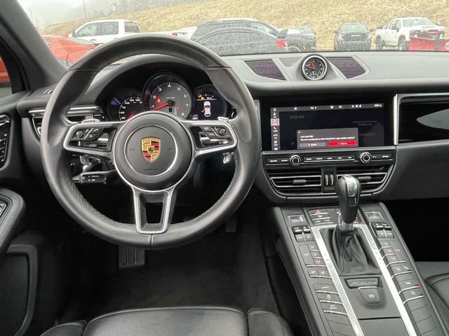Used 2021 Porsche Macan S image 13