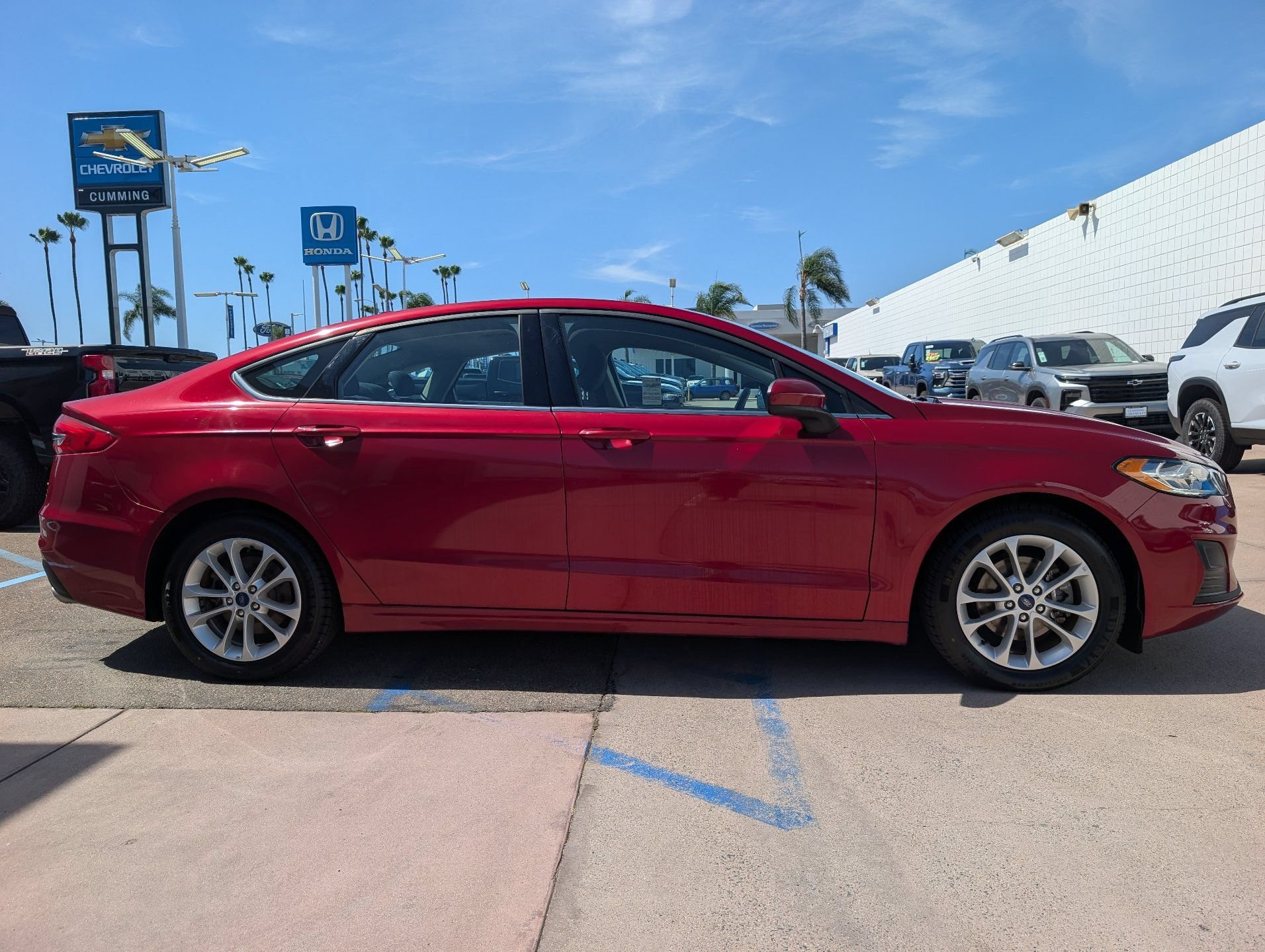 Used 2019 Ford Fusion SE FWD image 7