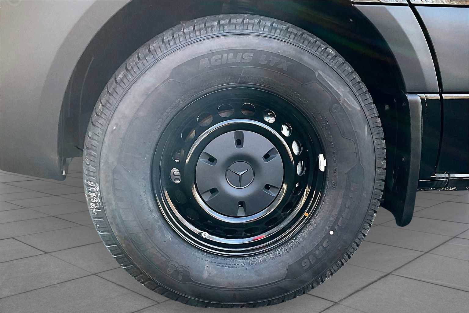 New 2025 Mercedes-Benz Sprinter 2500 image 16