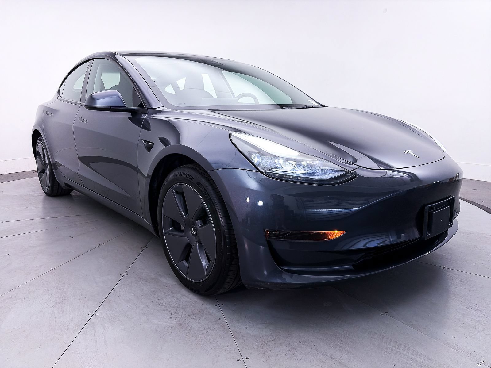 Used 2023 Tesla Model 3 Standard Range RWD image 12