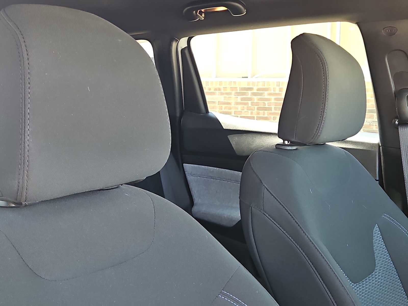 Used 2025 Jeep Compass Sport AWD/4WD image 18
