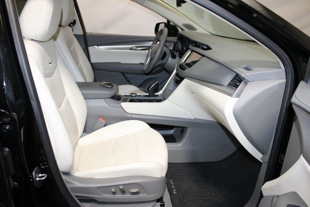 Certified 2022 Cadillac XT5 Premium Luxury image 15