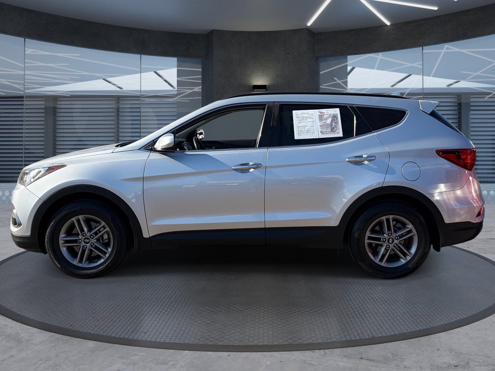 Used 2017 Hyundai Santa Fe Sport FWD image 3