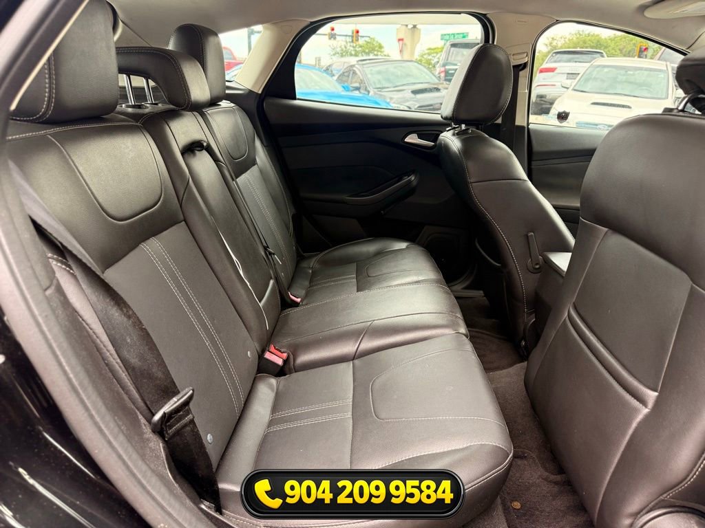Used 2014 Ford Focus Titanium FWD image 23