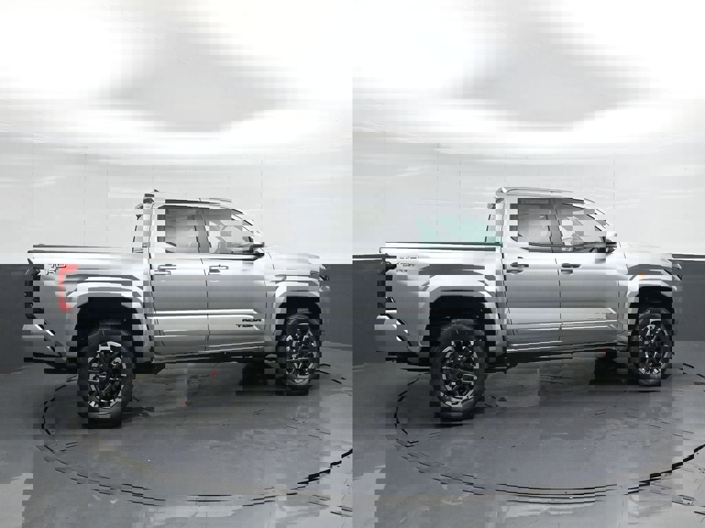 New 2026 Toyota Tacoma TRD Sport image 3