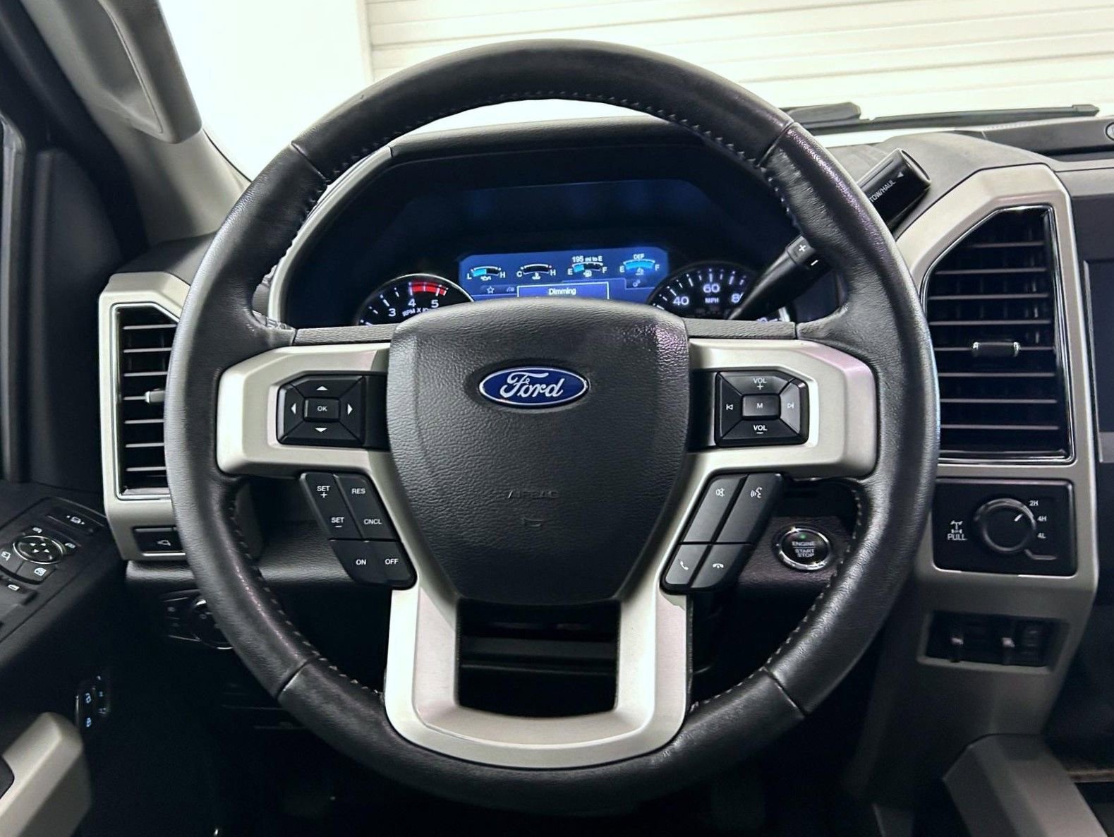 Used 2019 Ford F250 Lariat w/ Lariat Ultimate Package image 11