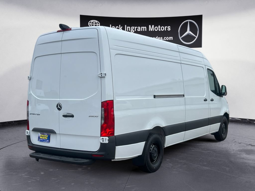 New 2026 Mercedes-Benz Sprinter 2500 image 5