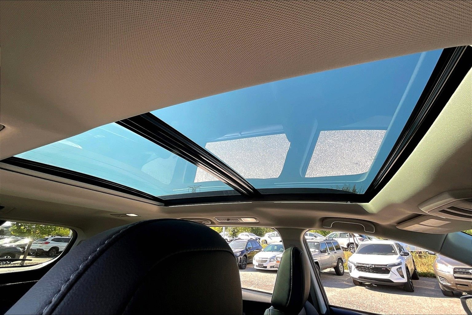 New 2025 Subaru Ascent Touring w/ Popular Package #2 image 24