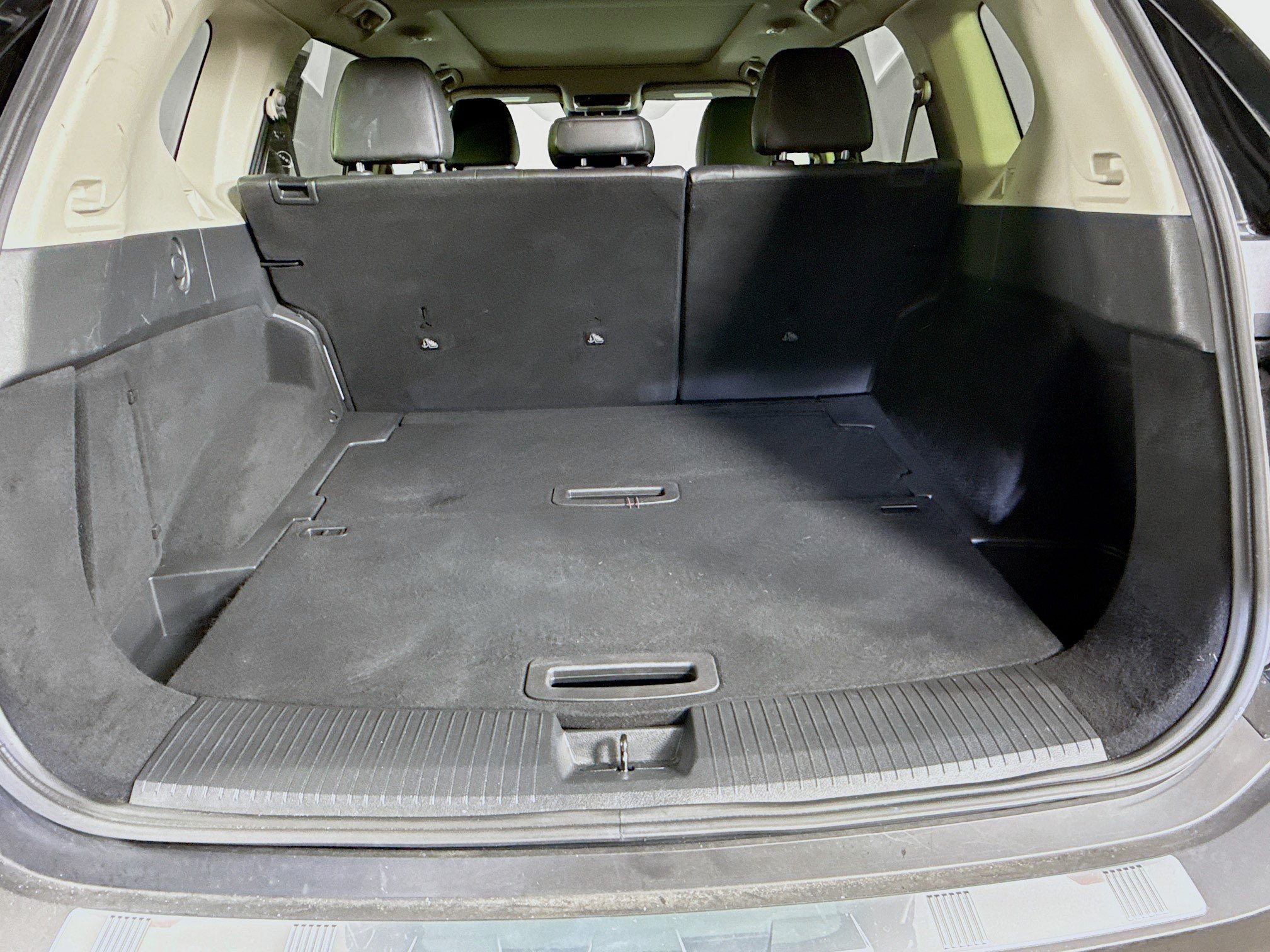Used 2023 Nissan Rogue SL AWD/4WD image 33