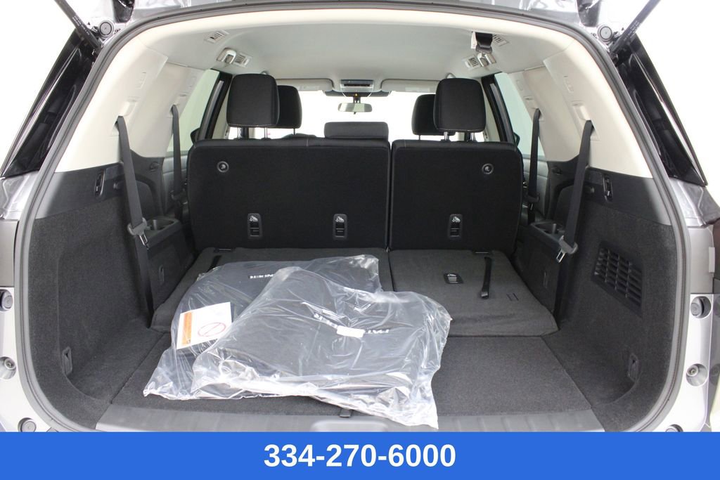 New 2026 Nissan Pathfinder S image 25