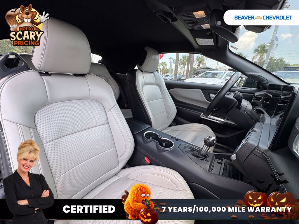 Used 2024 Ford Mustang Premium RWD image 33