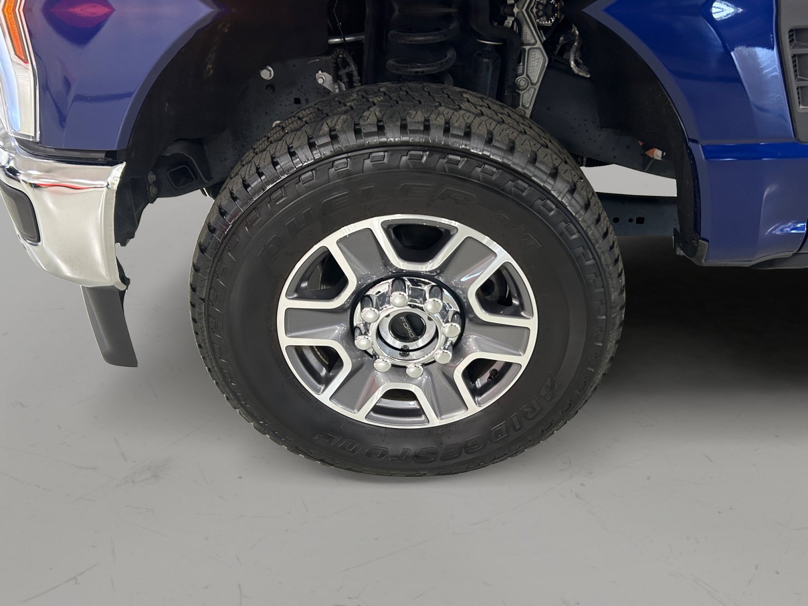 Used 2026 Ford F350 Lariat w/ Lariat Ultimate Package AWD/4WD image 9