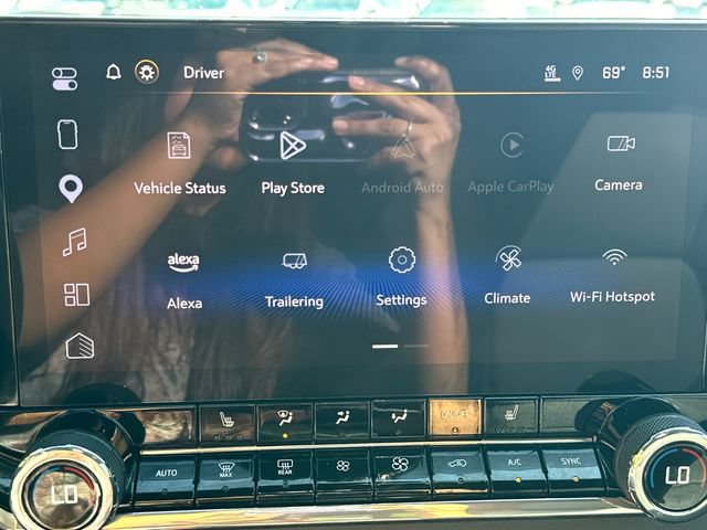 Used 2025 Chevrolet Colorado Trail Boss AWD/4WD image 28