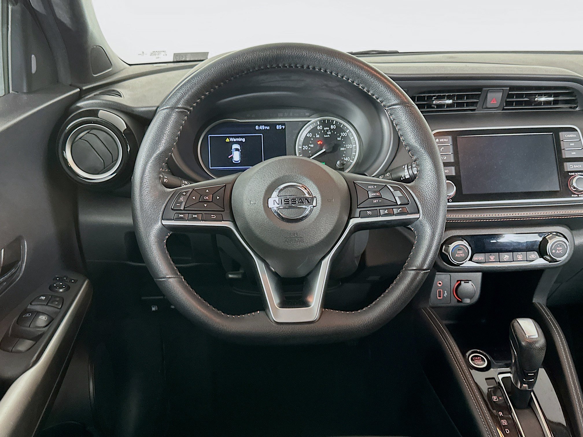 Used 2020 Nissan Kicks SR FWD image 16