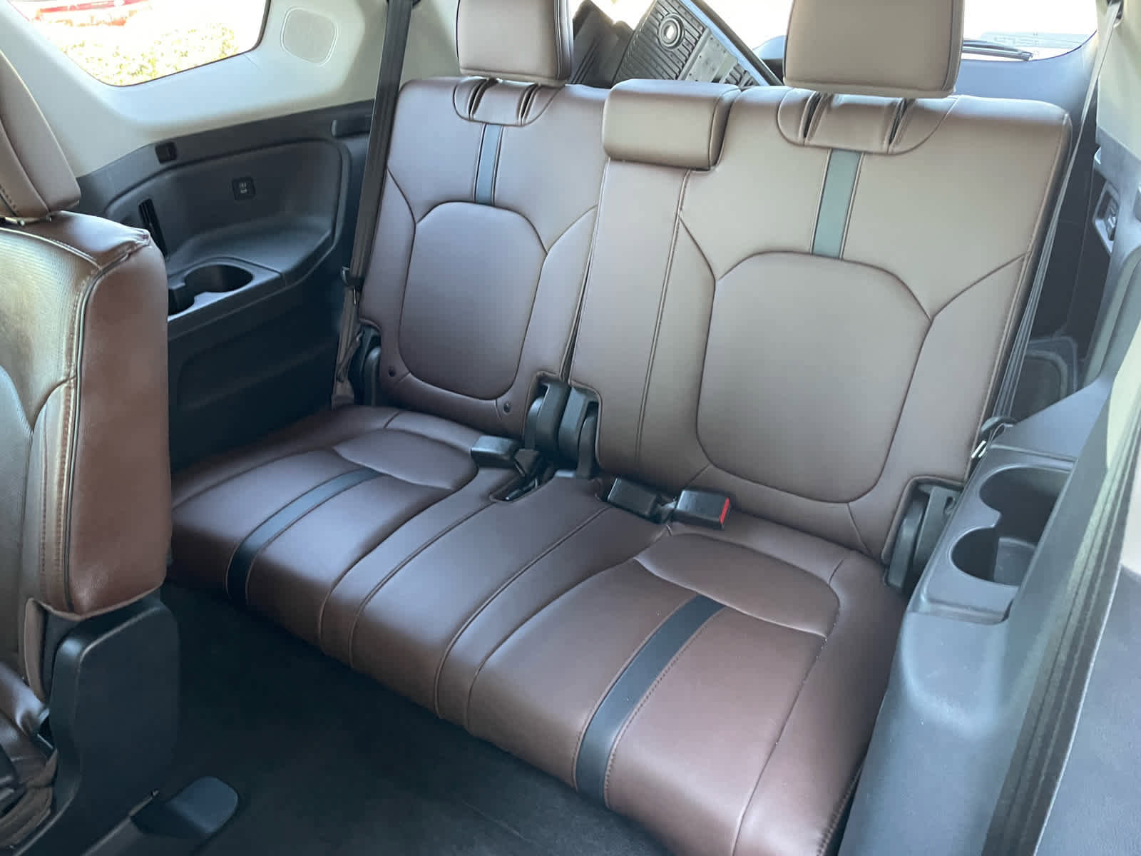 Used 2025 Honda Pilot Elite image 9