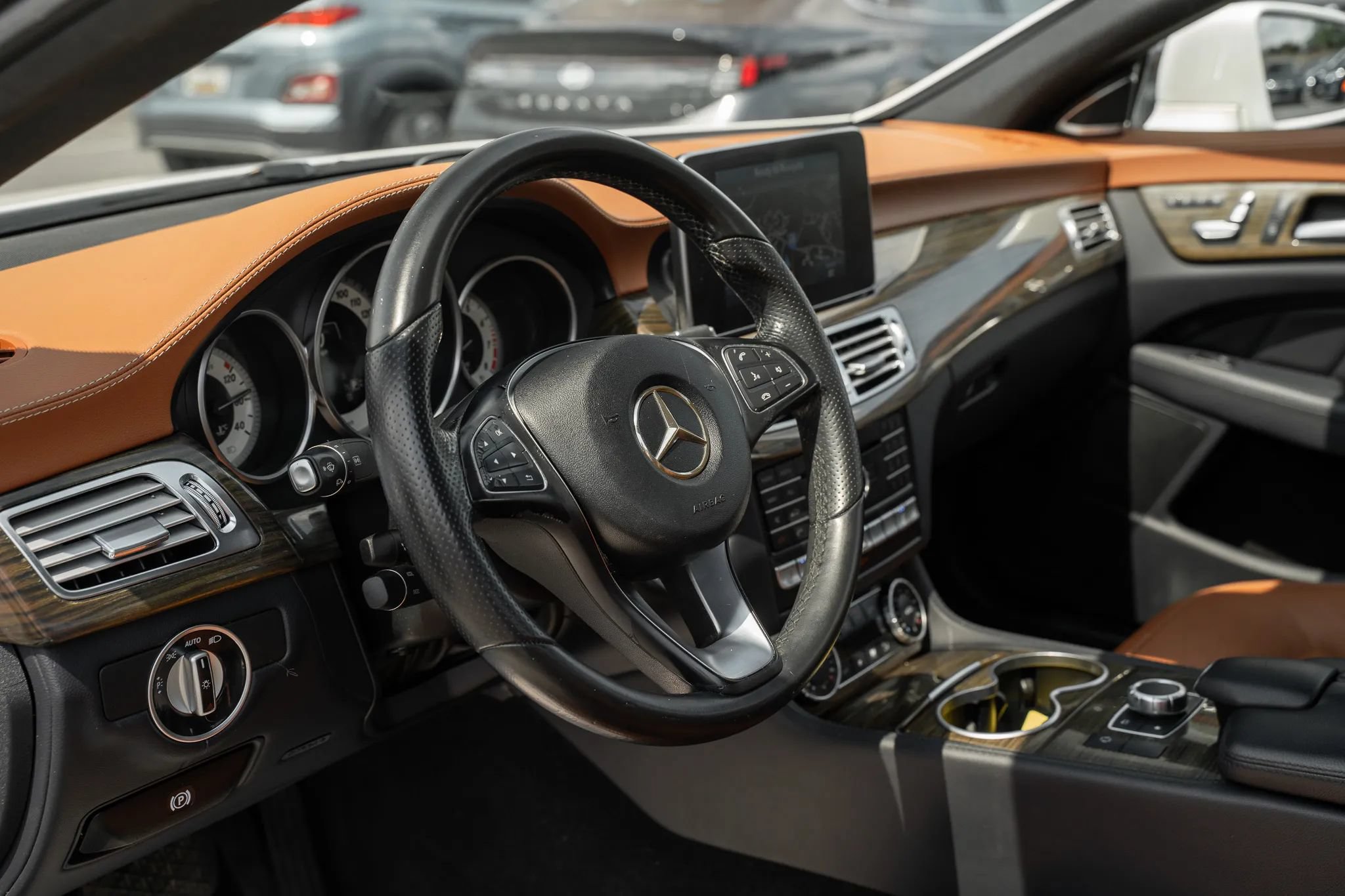 Used 2015 Mercedes-Benz CLS 400 4MATIC w/ Premium 1 Package image 13