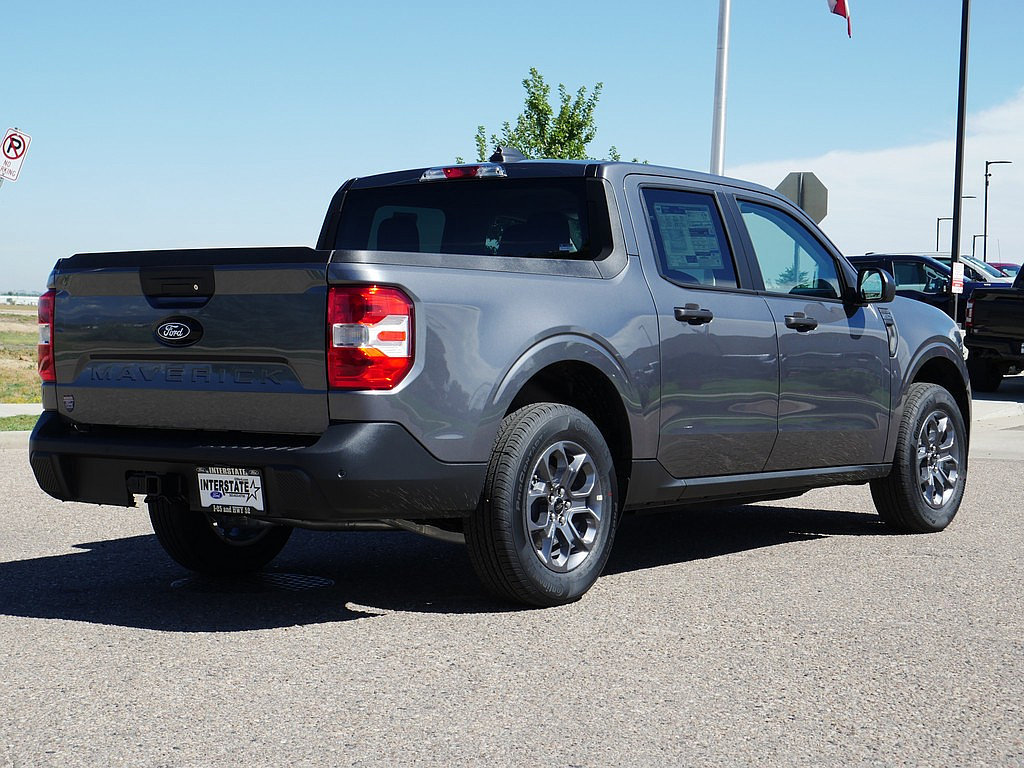 New 2026 Ford Maverick XLT w/ Equipment Group 301A AWD/4WD image 5