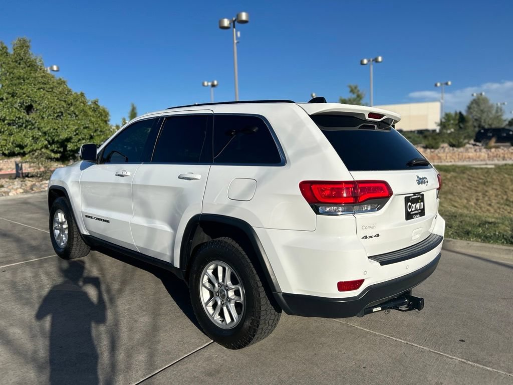 Used 2019 Jeep Grand Cherokee Laredo AWD/4WD image 5