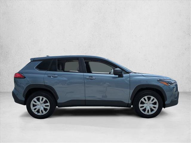 Certified 2025 Toyota Corolla Cross L FWD image 4
