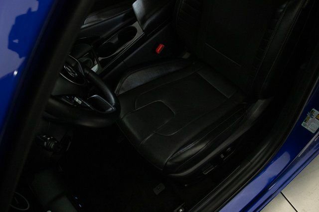 Used 2023 Hyundai Elantra Limited w/ Cargo Package FWD image 26